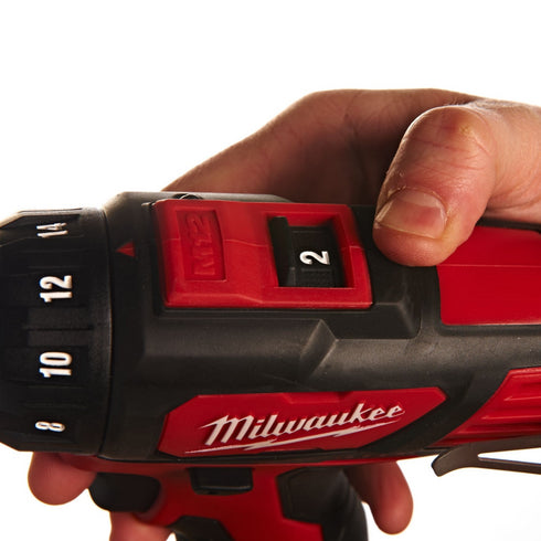 Akumulatorska bušilica odvijač M12 BDD-202C Milwaukee 4933441915
